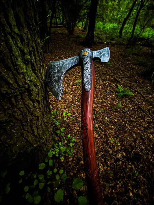 THE LEVIATHAN AXE (LIFE-SIZE)